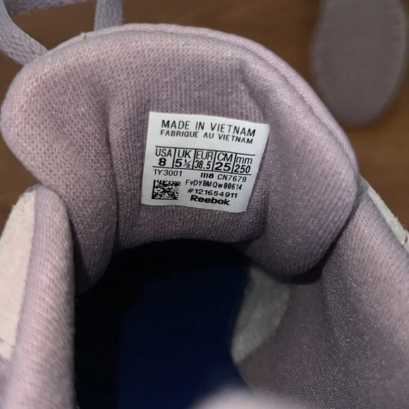 Dusty Purple Reeboks - Picture 11 of 11
